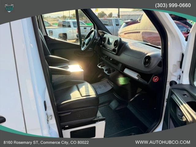2021 Freightliner Sprinter Standard Roof I4