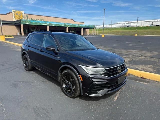 2023 Volkswagen Tiguan 2.0T SE R-Line Black for sale in Wilkes Barre, PA