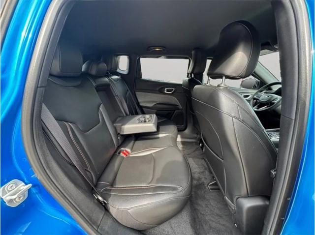 2024 Jeep Compass Latitude Lux FWD