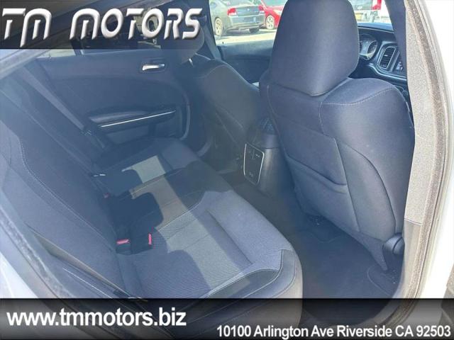 2020 Dodge Charger SXT RWD
