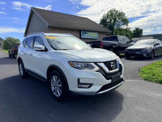 2017 Nissan Rogue SV for sale in Brodheadsville, PA