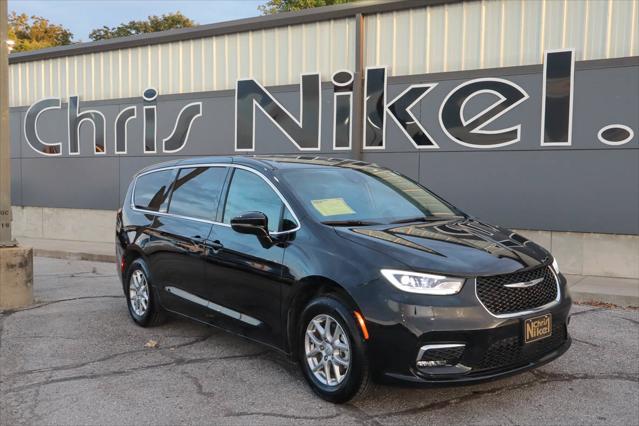 2025 Chrysler Pacifica Select for sale in Broken Arrow, OK