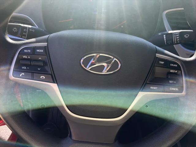 2021 Hyundai Complementos decorativos SE