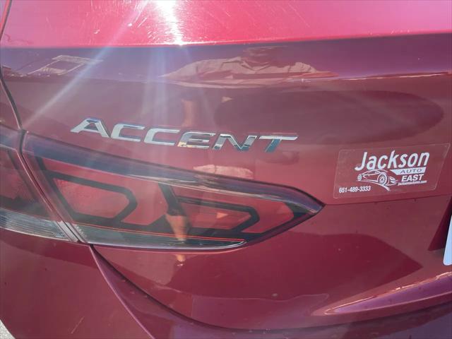 2021 Hyundai Complementos decorativos SE