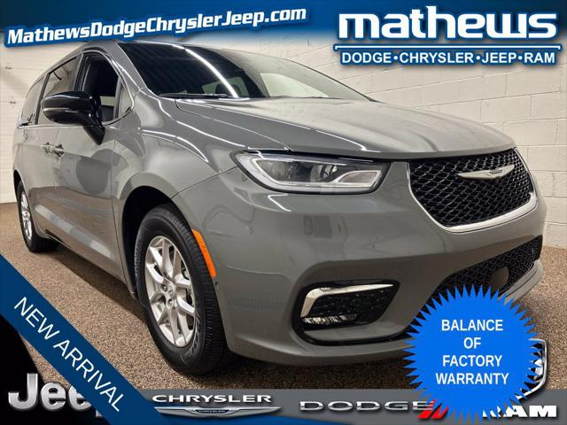2025 Chrysler Pacifica Select for sale near Marion, OH