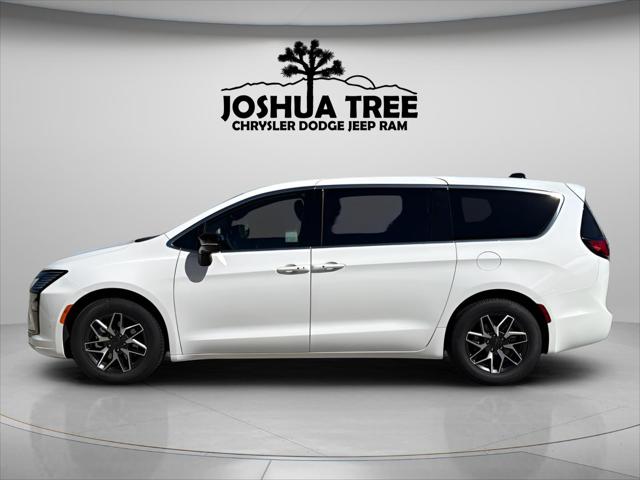 2027 Chrysler Pacifica Limited