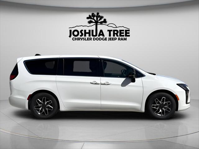 2027 Chrysler Pacifica Limited