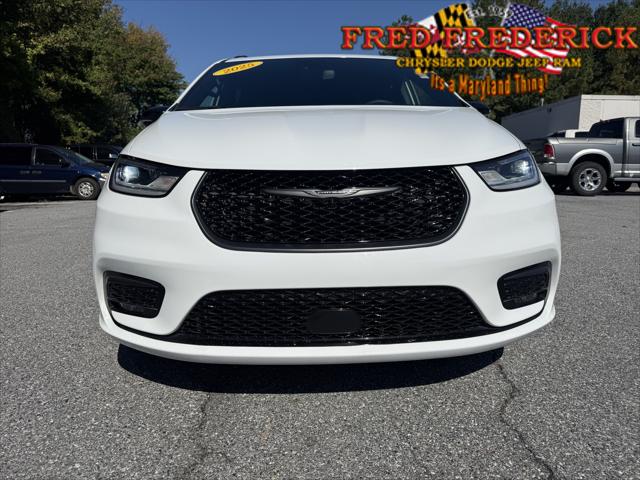 2025 Chrysler Pacifica Limited