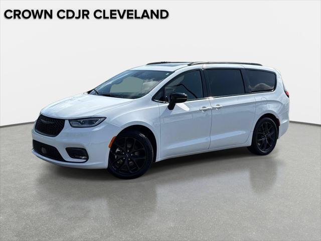 2025 Chrysler Pacifica Limited for sale near Dublin, OH