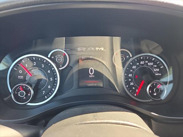 2025 Ram 1500 Tradesman Quad Cab 4x4 64 Box