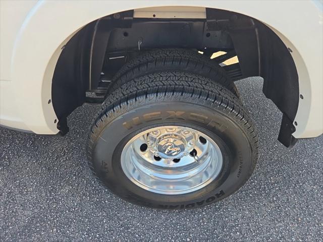 2025 Ram 3500 Limited Longhorn Crew Cab 4x2 8 Box
