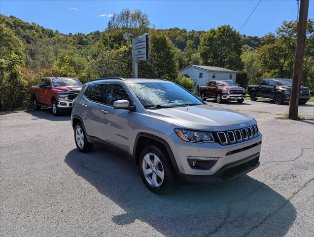 2020 Jeep Compass Latitude 4x4 2020 Jeep Compass Latitude 4x4