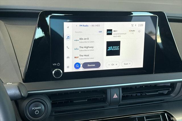 2023 Toyota Prius LE