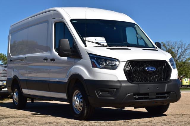 2025 Ford Transit Cargo Van Base