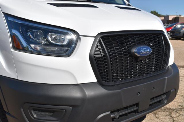 2025 Ford Transit Cargo Van Base