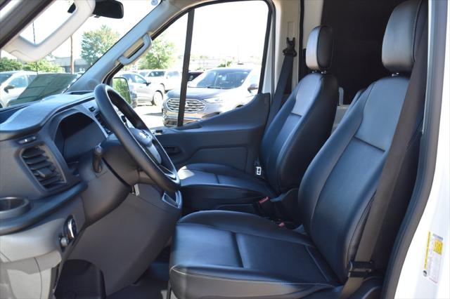 2025 Ford Transit Cargo Van Base