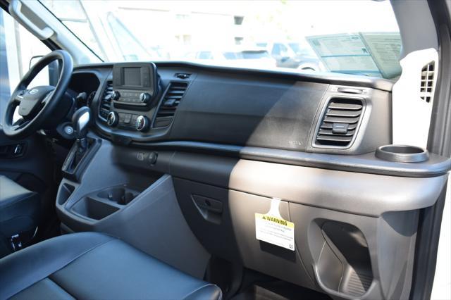 2025 Ford Transit Cargo Van Base