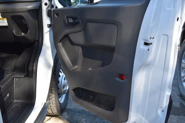 2025 Ford Transit Cargo Van Base