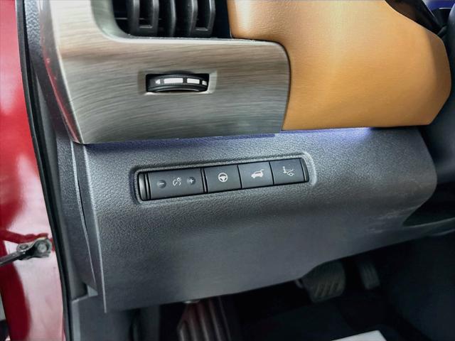 Used 2024 Nissan Pathfinder Platinum FWD For Sale in Olive Branch, MS