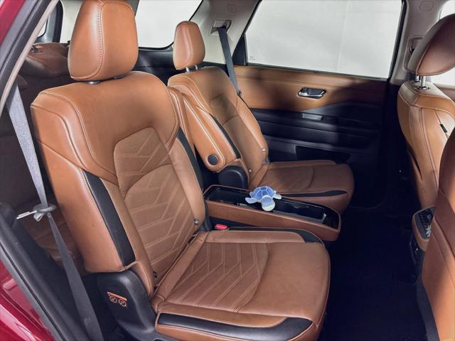 Used 2024 Nissan Pathfinder Platinum FWD For Sale in Olive Branch, MS