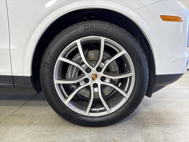 2026 Porsche Cayenne Unknown