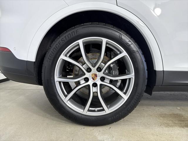 2026 Porsche Cayenne Unknown