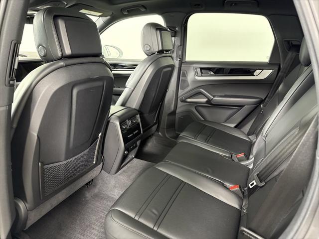 2026 Porsche Cayenne Unknown