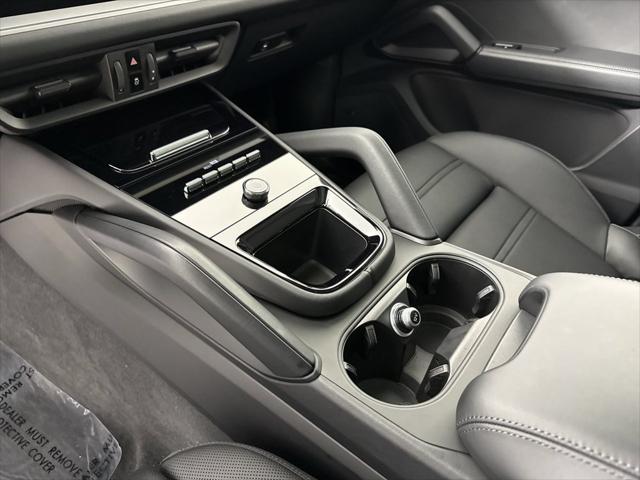 2026 Porsche Cayenne Unknown