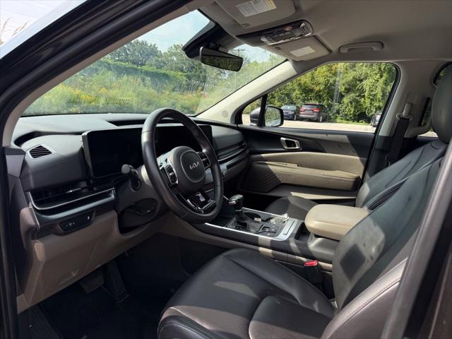 2025 Kia Carnival MPV LXS
