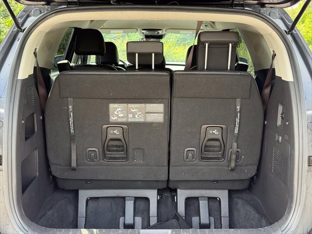 2025 Kia Carnival MPV LXS