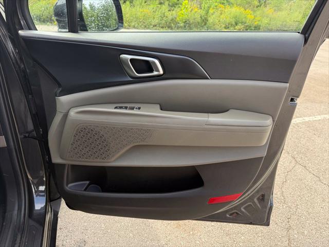 2025 Kia Carnival MPV LXS
