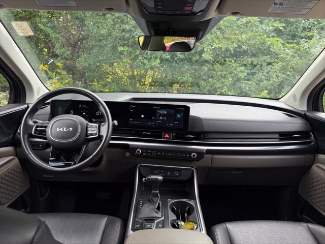 2025 Kia Carnival MPV LXS