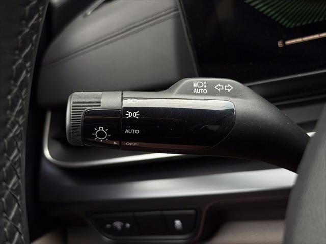 2025 Kia Carnival MPV LXS