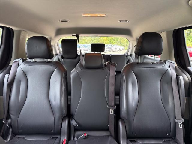 2025 Kia Carnival MPV LXS