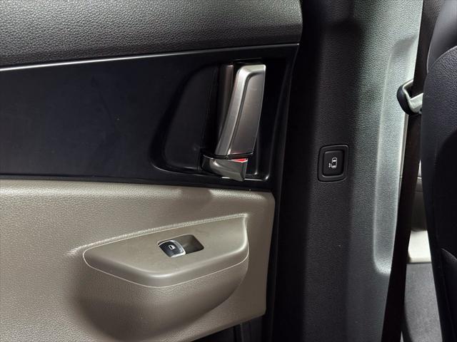 2025 Kia Carnival MPV LXS