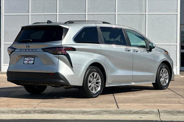 2024 Toyota Sienna XLE