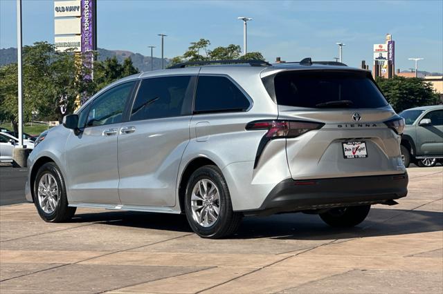 2024 Toyota Sienna XLE