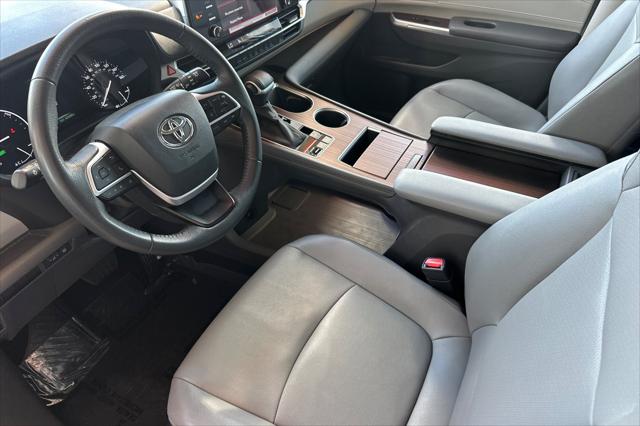 2024 Toyota Sienna XLE
