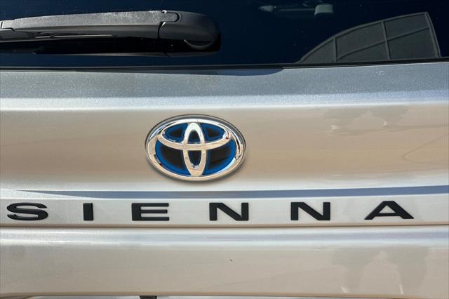 2024 Toyota Sienna XLE