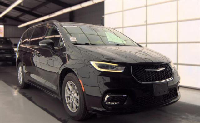 2022 Chrysler Pacifica Touring L for sale in Gilmer, TX