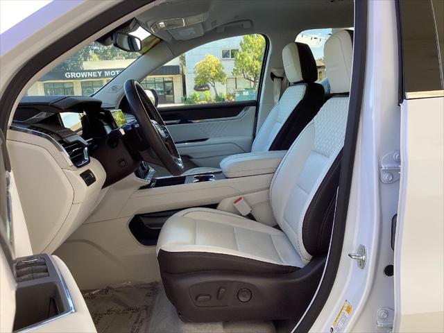 2025 GMC Acadia AWD Denali