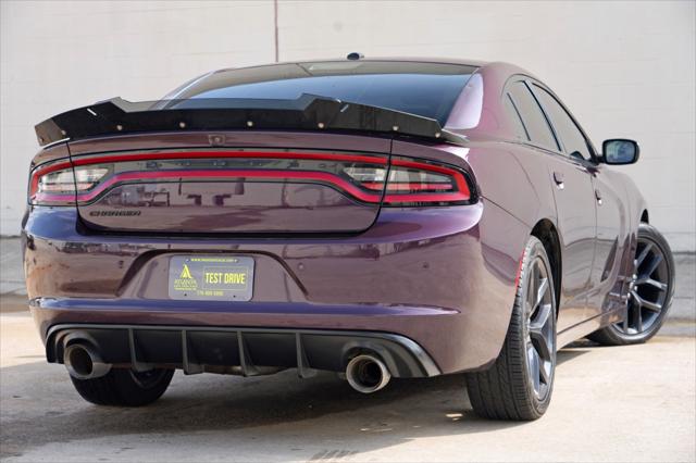 2020 Dodge Charger SXT RWD