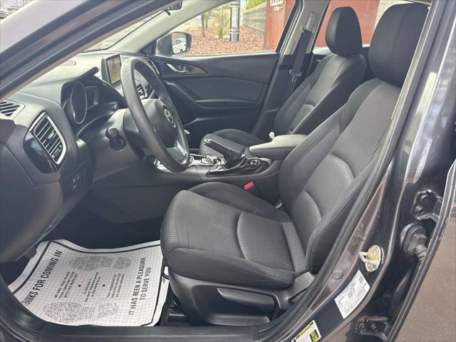 2016 Mazda Mazda3 i Sport