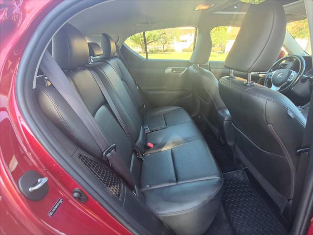 2013 Lexus CT 200h Base 4dr Hatchback