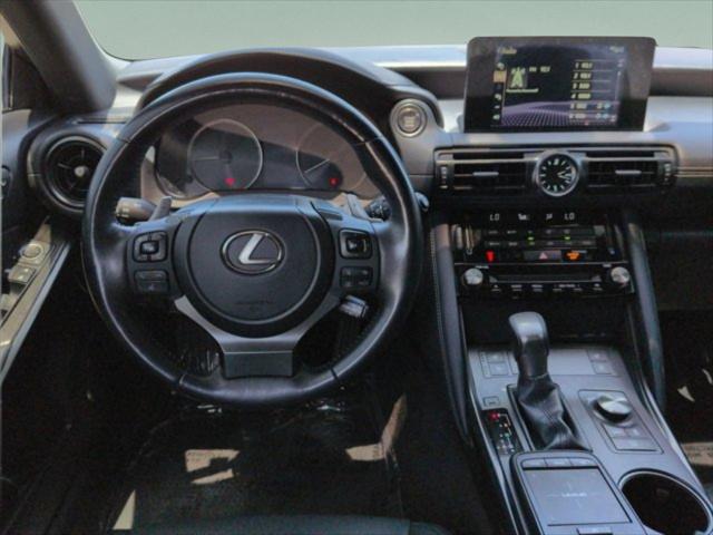 2023 Lexus IS 300 300