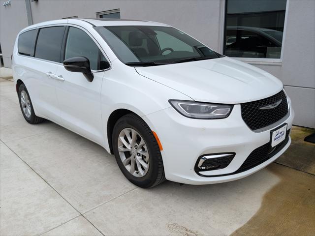 2026 Chrysler Pacifica Limited for sale in Winona, MN