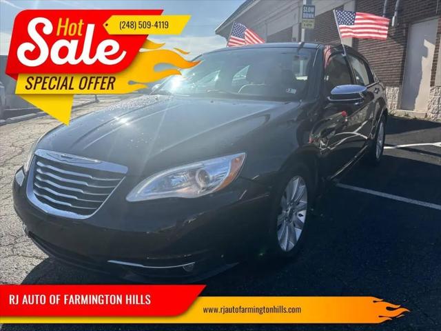 2014 Chrysler 200 Limited for sale in Farmington Hills, MI