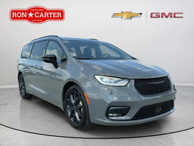 2025 Chrysler Pacifica Limited for sale in Alvin, TX