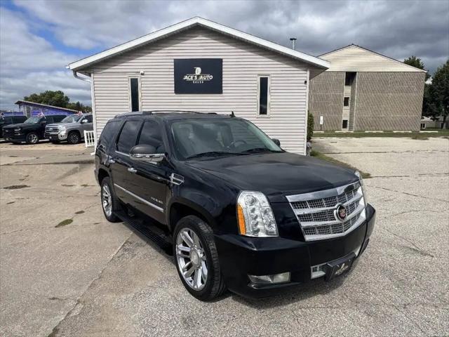 2014 Cadillac Escalade Platinum for sale in La Crosse, WI
