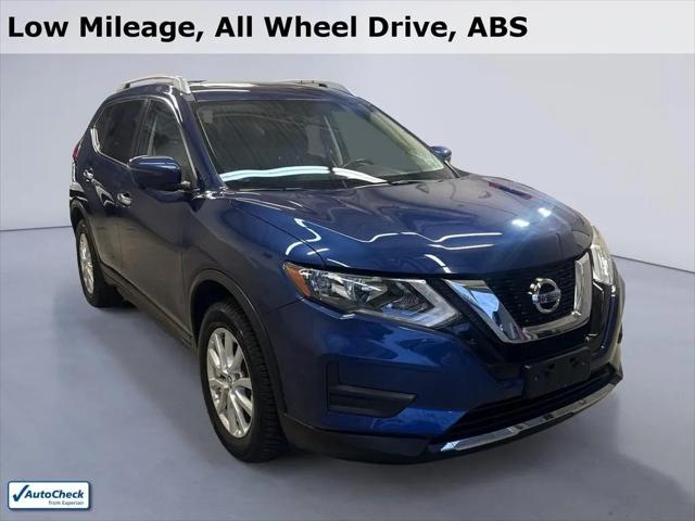 2017 Nissan Rogue SV for sale in Brunswick, OH